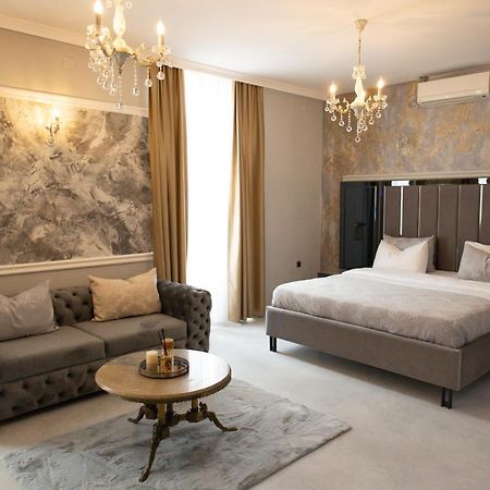 All Elevens 11 Apartments 비톨라 외부 사진