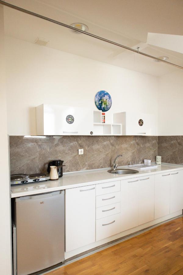 All Elevens 11 Apartments 비톨라 외부 사진
