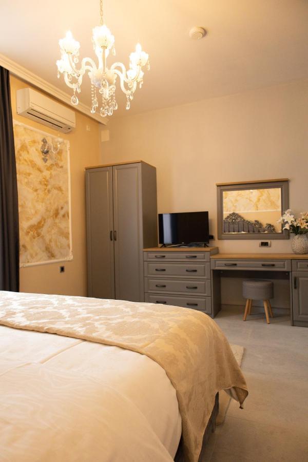All Elevens 11 Apartments 비톨라 외부 사진