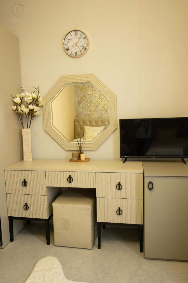 All Elevens 11 Apartments 비톨라 외부 사진