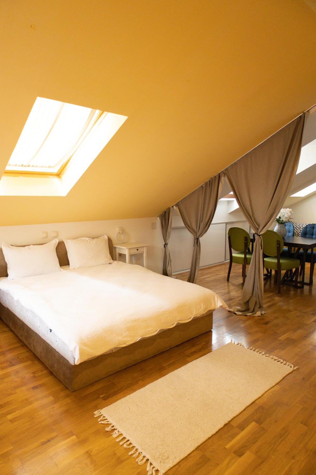 All Elevens 11 Apartments 비톨라 외부 사진